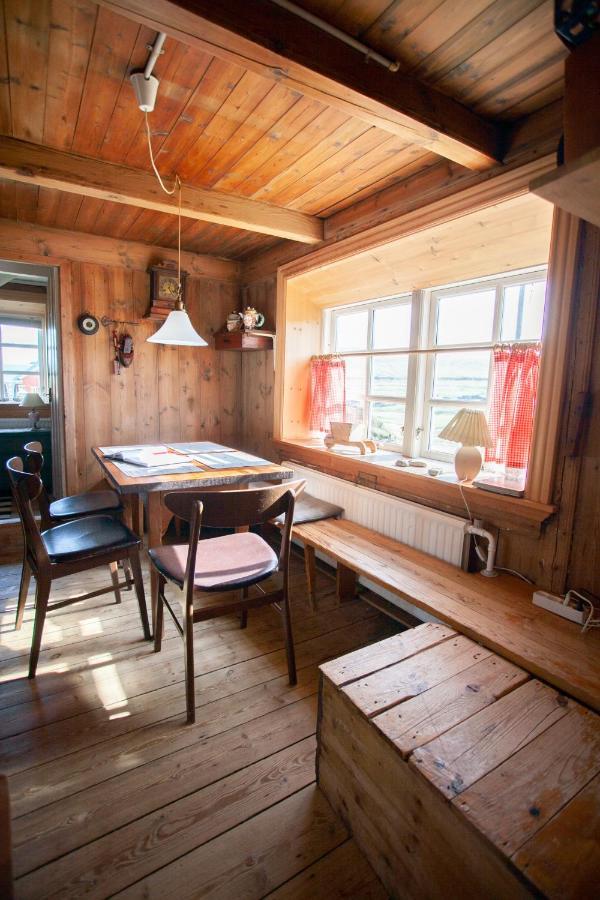 The Real Faroese Experience Villa Skalavik Buitenkant foto