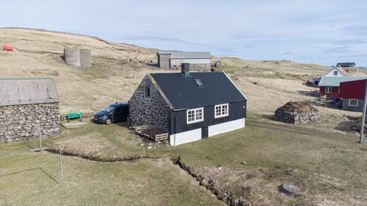The Real Faroese Experience Villa Skalavik Buitenkant foto
